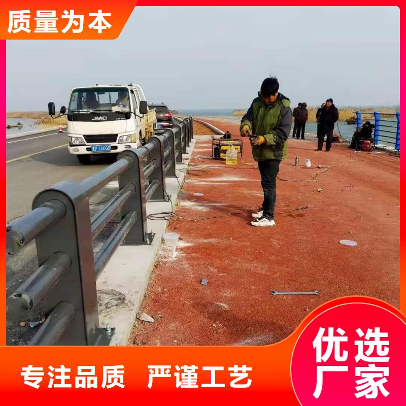 不锈钢护栏-道路护栏源头实体厂商