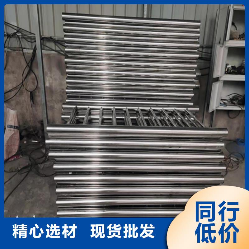 Q355C喷氟碳漆护栏选材优良