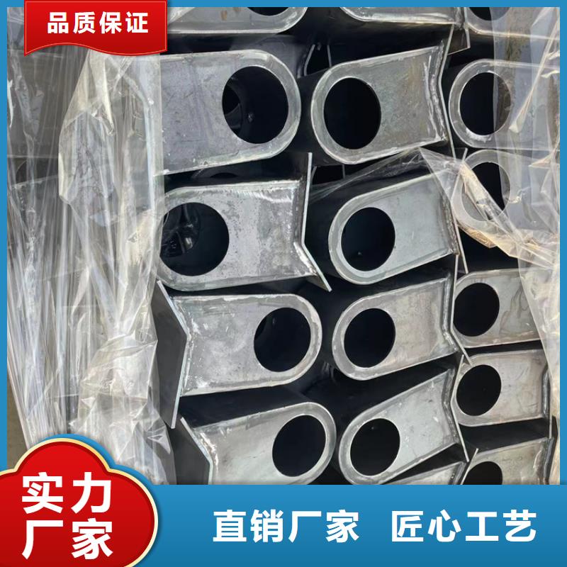 道路护栏国道抗冲击围栏用心服务