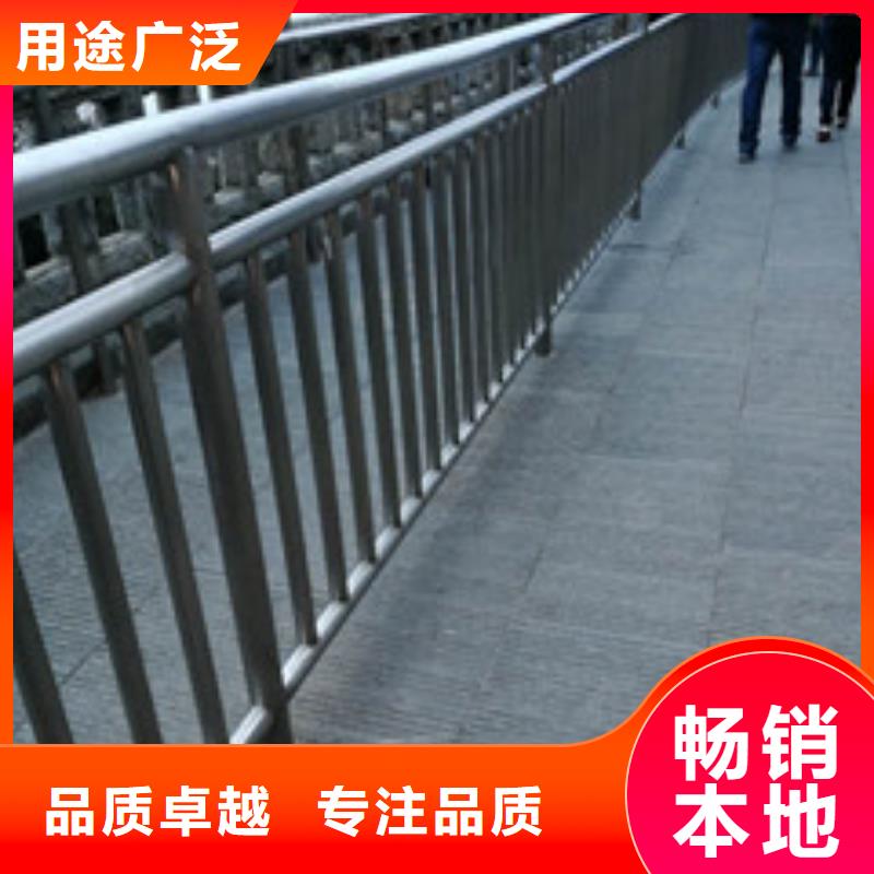 高速公路防撞护栏表面处理方式成熟；