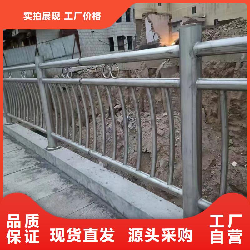 河道护栏-仿木钢护栏源厂定制