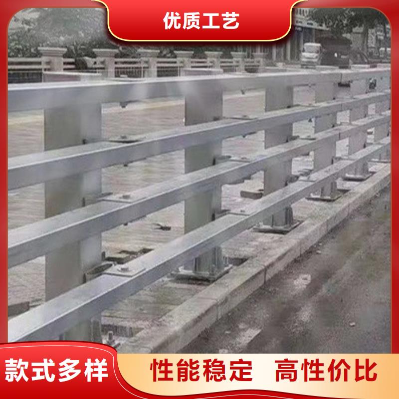 公路防撞护栏还是我们品质好