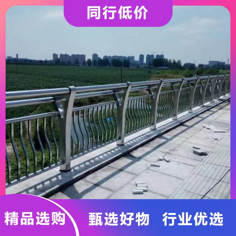 不锈钢桥梁栏杆防撞立柱现货实拍