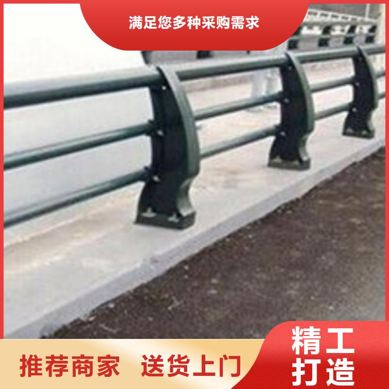 公路防撞护栏价格合理来厂考察